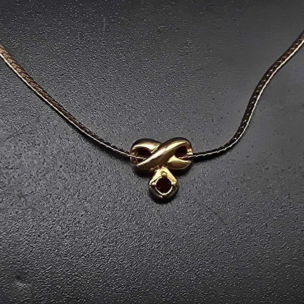 VIntage Avon Twisted Infinity Charm Necklace Gold Tone Black Rhinestone